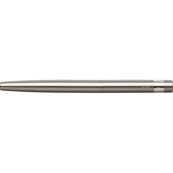 VA215-32_IBR01.jpg