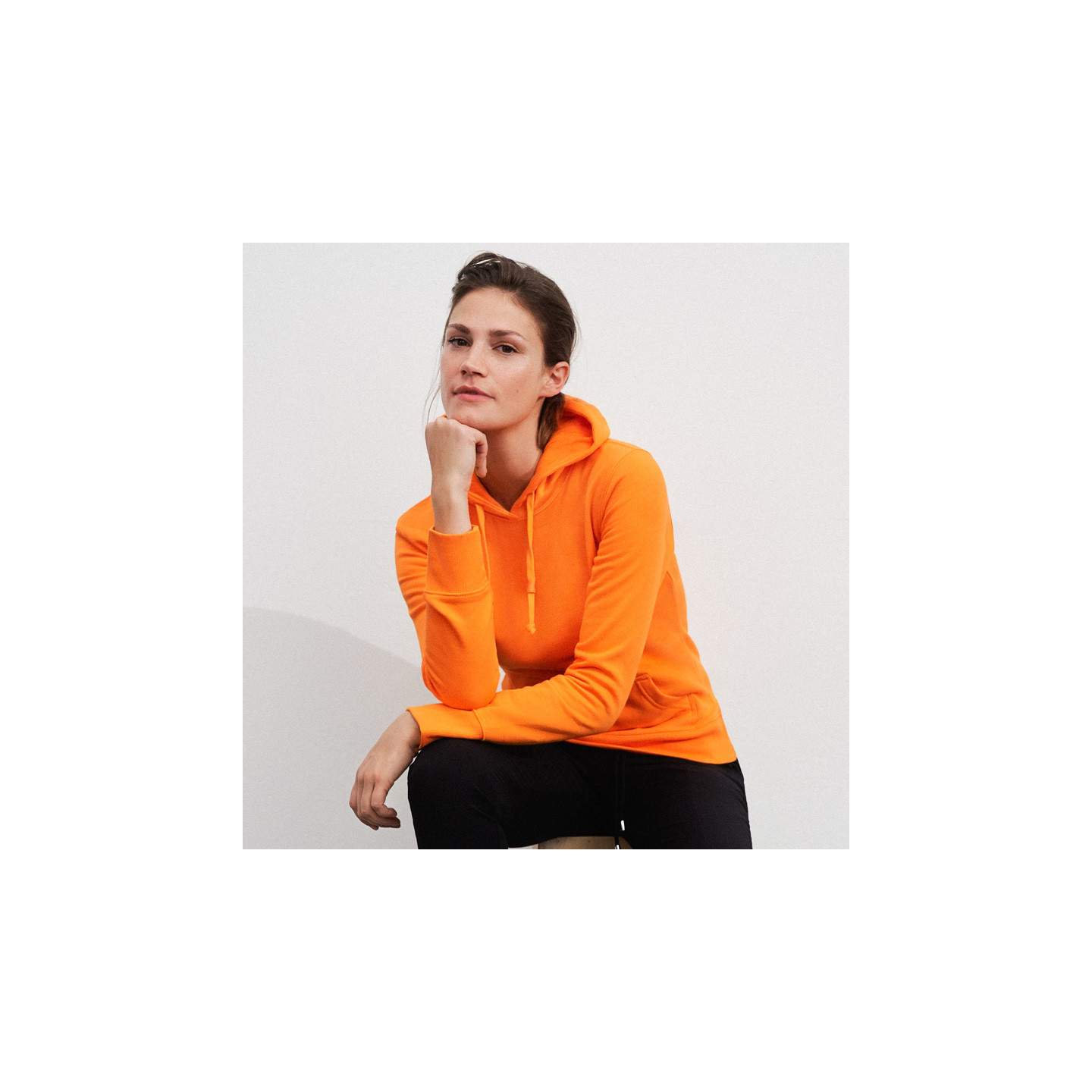 Sweat-shirt_capuche__jn051.jpg