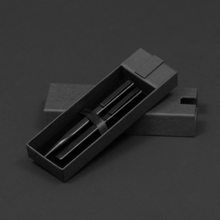VA974-03_BLA02.jpg