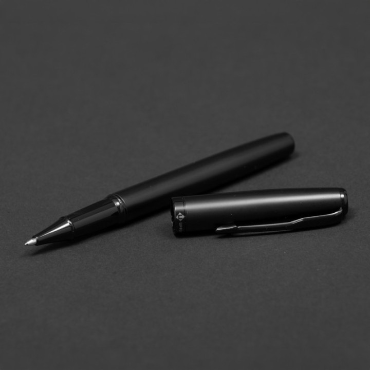 VA975-03_BLA01.jpg